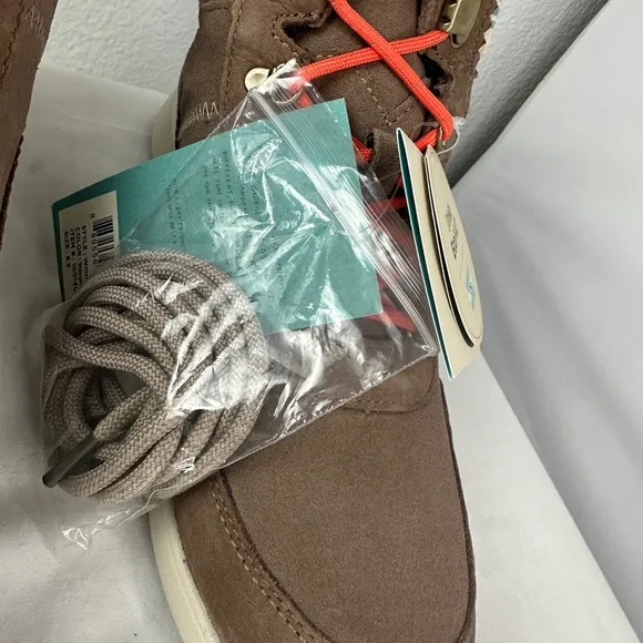TOMS Cascada Waterproof Taupe Gray Nubuck Suede Women’s 8.5 Boots New with Tags
