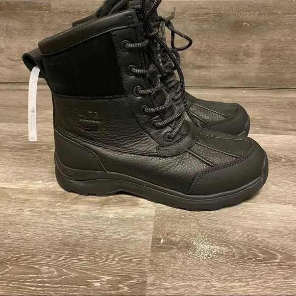 UGG | Adirondack III Hiker Boots In Black Size 6 NEW In Box