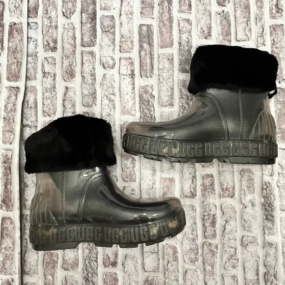 UGG Boots Drizlita‎ Waterproof Ankle Clear Rain Snow NWT Women’s