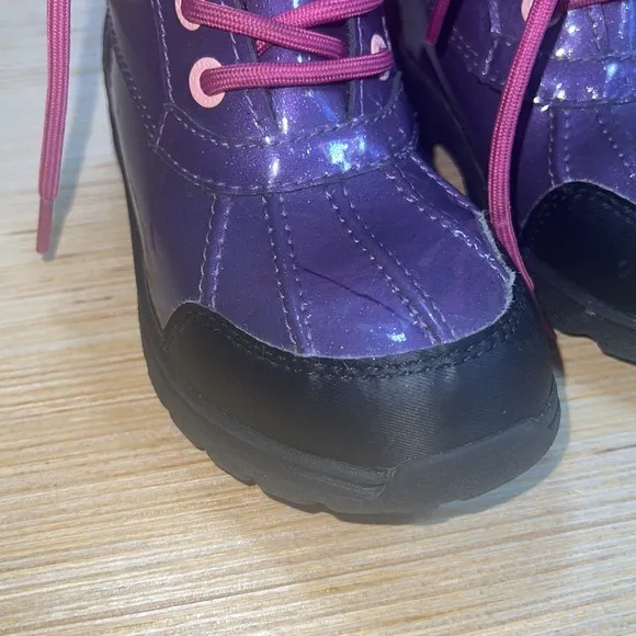 UGG Butte II Snow Duck Girls Youth  Waterproof Boots