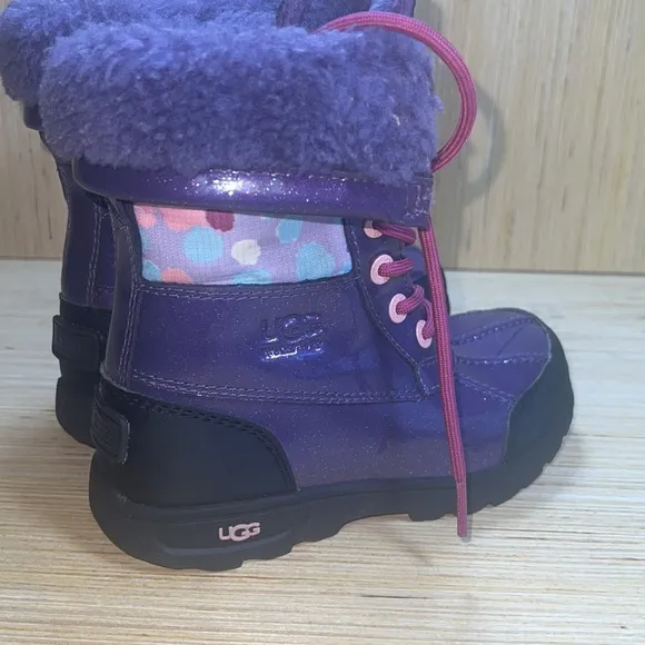 UGG Butte II Snow Duck Girls Youth  Waterproof Boots