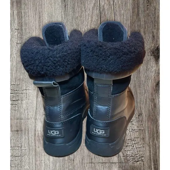 UGG Butte II waterproof winter black boots. Size 4