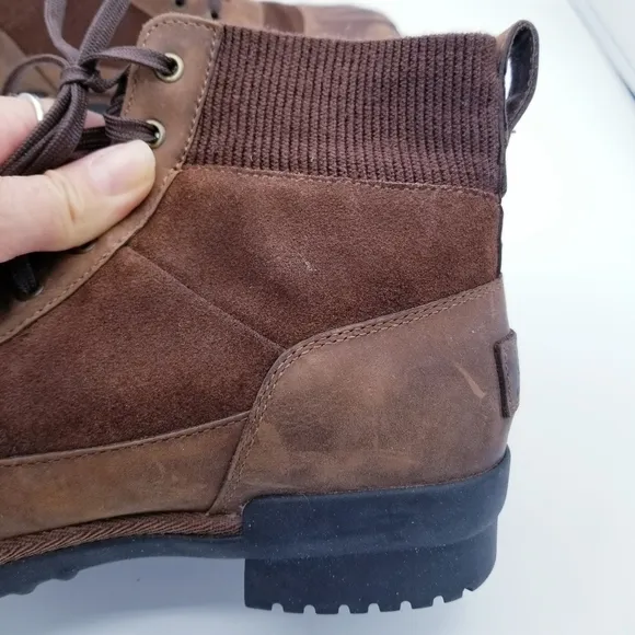 UGG Cayli Waterproof Ankle Boots - Brown - size 7.5