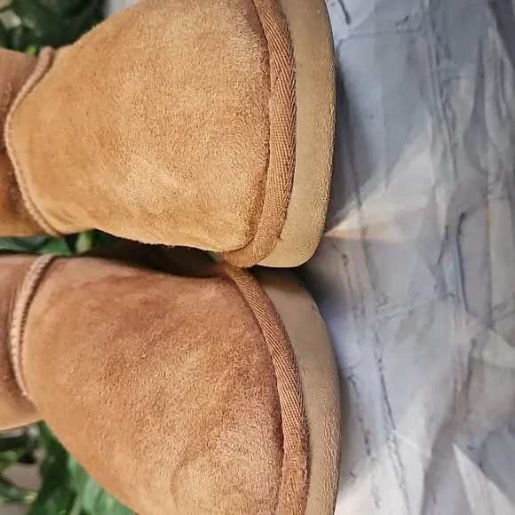 UGG Keely Waterproof Shearling Lined Boots 8