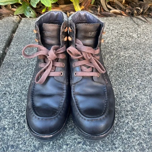 UGG Merrick Waterproof Leather Boots Men's Size 9