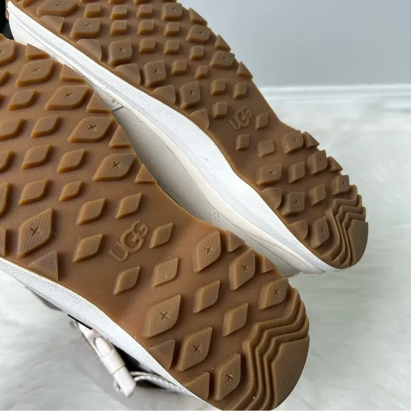 Ugg Tahoe Waterproof Boots in Cream
