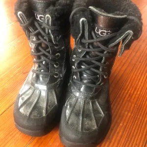 UGG waterproof snow boots shimmer black pink sz 1