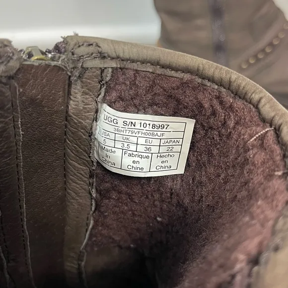 UGG Women's Jenise Winter Waterproof Insulated Rain Boots Stout Brown Size 5M US
