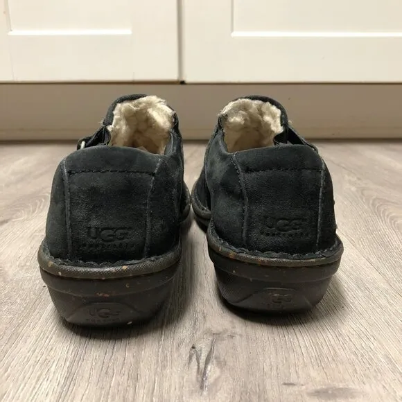 Ugg Women's Size 7 Oleander Black Suede Slip On Clog Moccasin Leather Shoes