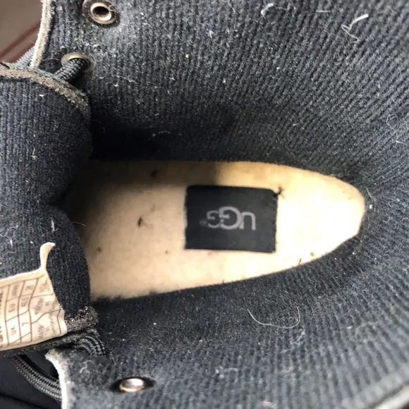 UGG Yucca Waterproof Winter Snow Boots 8