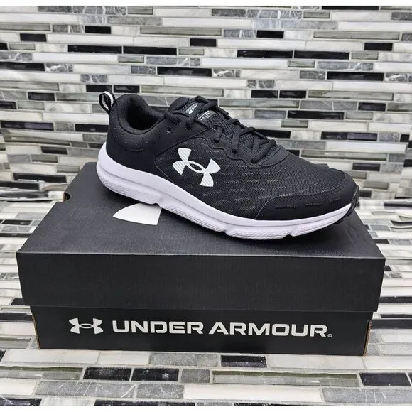 Under Armour Charged Assert 10 Black Men's Running Shoes Size 11.5
