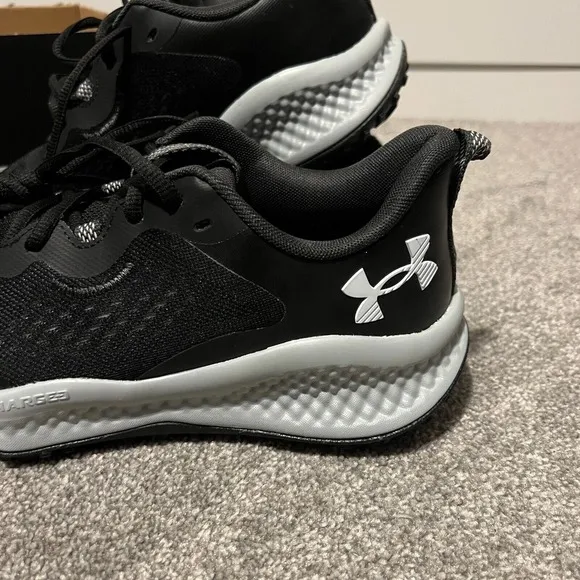 Under Armour Charged Maven Trail Mens Shoes 8.5 Trek Low Black Hiking Running