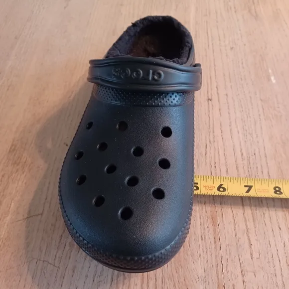 UNISEX DUAL COMFORT CLASSIC CROCS SIZE MEN'S 10 WOMENS 12