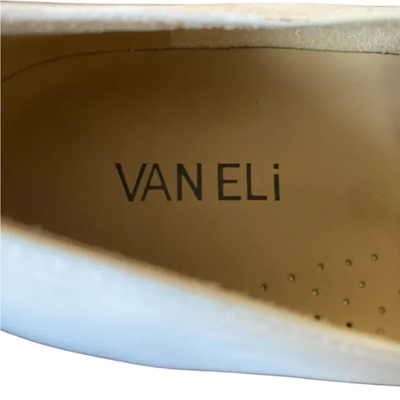 Van Eli Shoes Woman’s Size 8.5N Loafers
