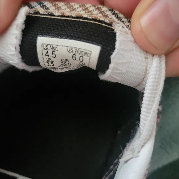 Vans Checkered Slip-On Shoes with Floral Design Embroidered Size 6 Womems Tan