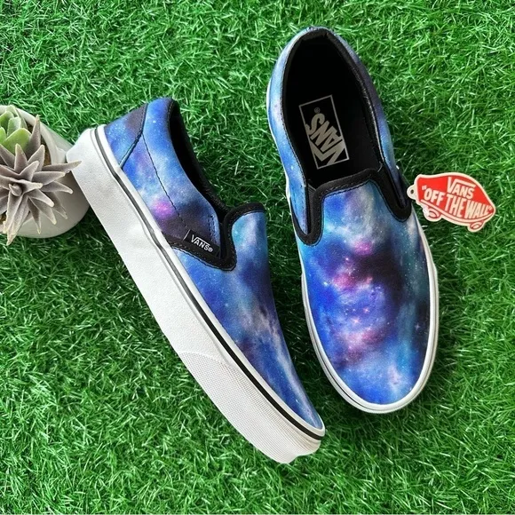 💫Vans Classic Slip On Galaxy SEND OFFERS