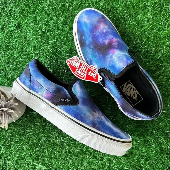 💫Vans Classic Slip On Galaxy SEND OFFERS