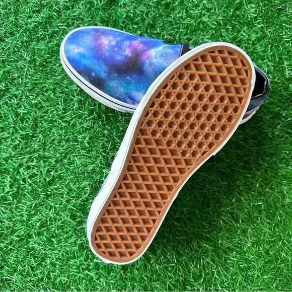 💫Vans Classic Slip On Galaxy SEND OFFERS