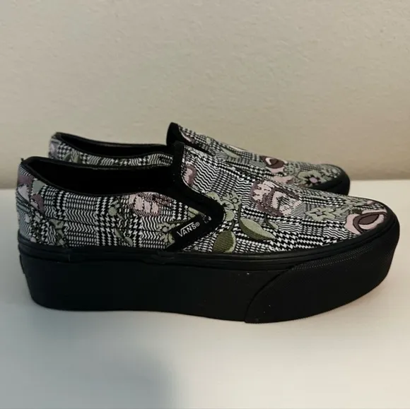 Vans Classic Slip-on Stackform Tapestry Floral Shoes Size W-8
