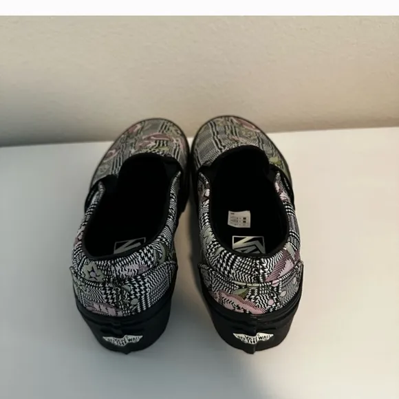 Vans Classic Slip-on Stackform Tapestry Floral Shoes Size W-8