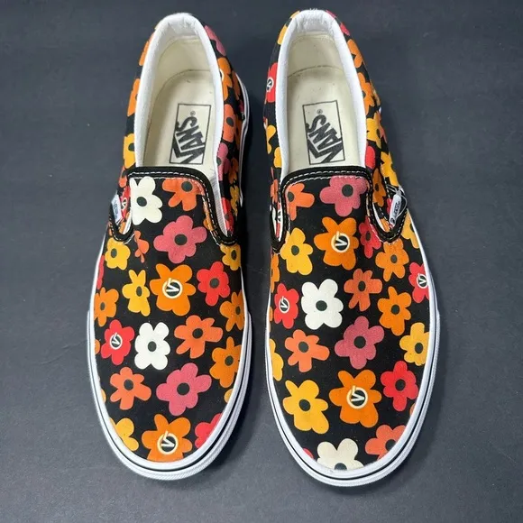 Vans Kids Floral Slip-On Shoes  size 9.5 pre owned Exellent condition.