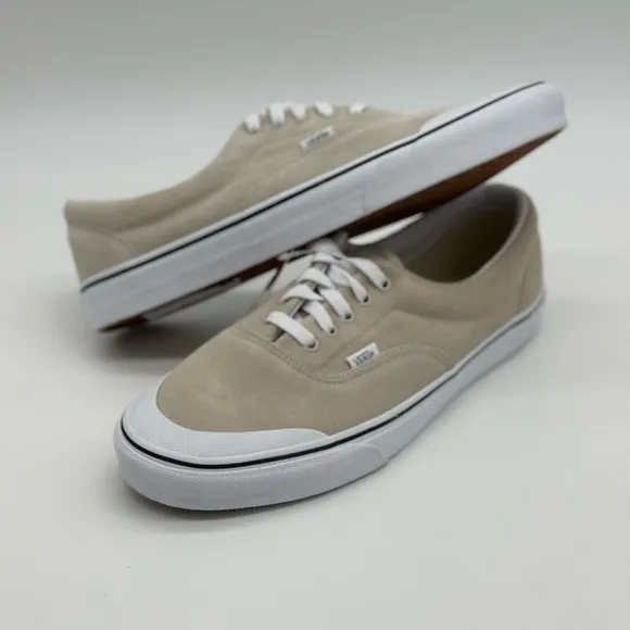 Vans Men's Tan Canvas Sneakers