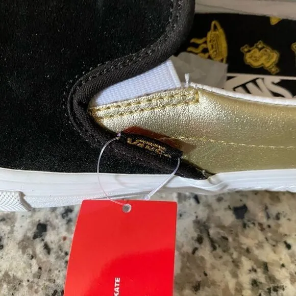 Vans Pro x Shake Junt slip on skate black/gold shoes  men size 7.5 NIB.