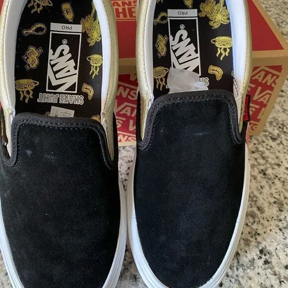 Vans Pro x Shake Junt slip on skate black/gold shoes  men size 7.5 NIB.