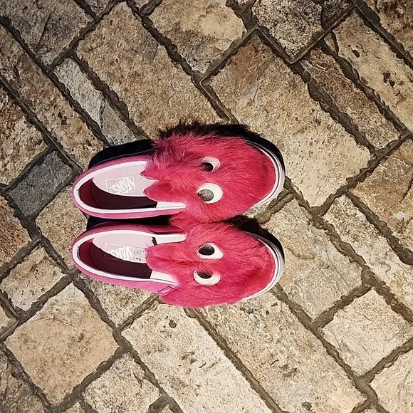 Vans Slip On Friend Party Fur Pink Skate Shoes