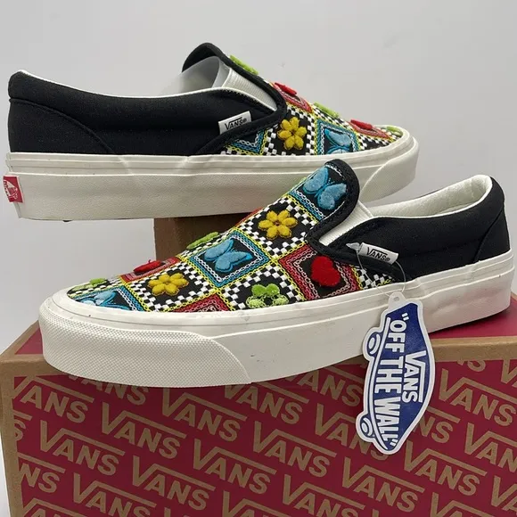 Vans WMNS Black Multicolor Classic Slip-OnCraft Multi BlackVN0A7Q58F3H Sneaker