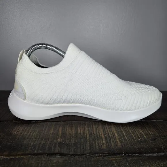 Vessi Everyday Move Slip On Mens Size 8 Waterproof Shoes Sneakers White