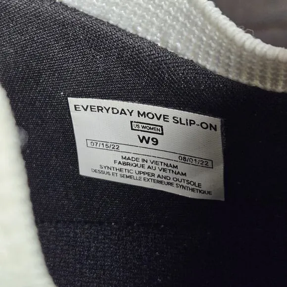 Vessi Everyday Move Slip On Womens Size 9 Waterproof Shoes Sneakers White