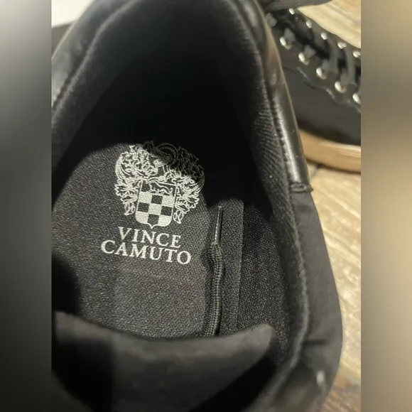 🖤Vince Camuto Senlie Comfort Sneakers Women's Size 11 M Black NEW🖤