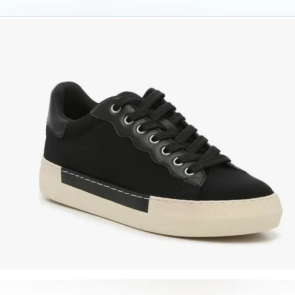 🖤Vince Camuto Senlie Comfort Sneakers Women's Size 11 M Black NEW🖤