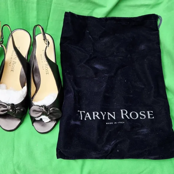VINTAGE 2004Taryn Rose CHER-NAPPA  Black Slingback Women's Shoes BRAND NEW