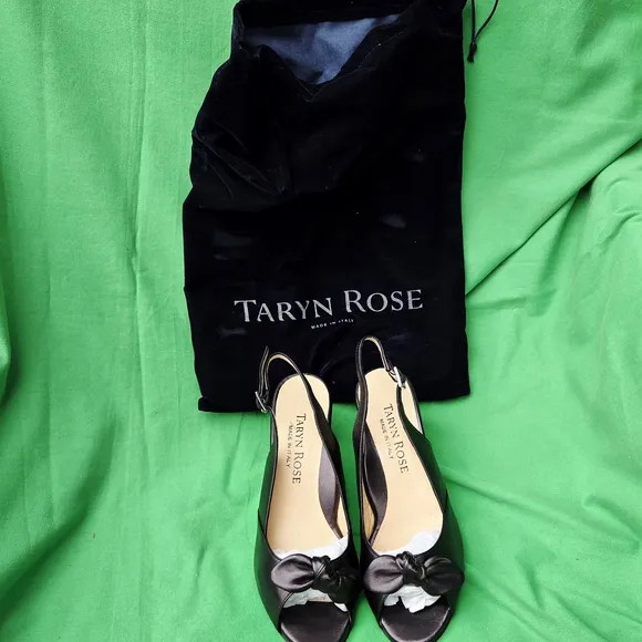 VINTAGE 2004Taryn Rose CHER-NAPPA  Black Slingback Women's Shoes BRAND NEW