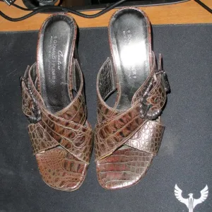 Vintage Donald Pliner  leather metallic snakeskin lcontour 3 1/2&quot; sandals heels