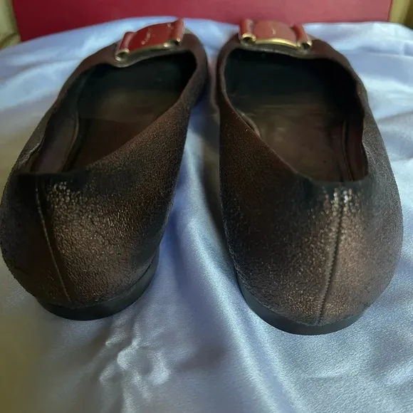 VINTAGE~ FERRAGOMO’S~BRONZE LOAFERS~SIZE 9.5