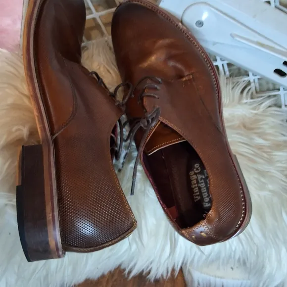 Vintage Foundry brown leather wingtip oxfords 11