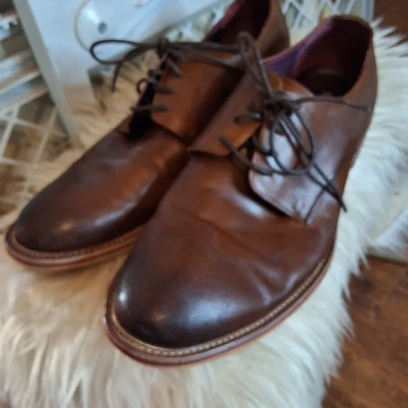 Vintage Foundry brown leather wingtip oxfords 11