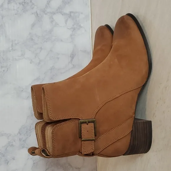 Vionic Sienna Boots Womens 7 Tan Brushed Leather Waterproof Buckle Boho Festival