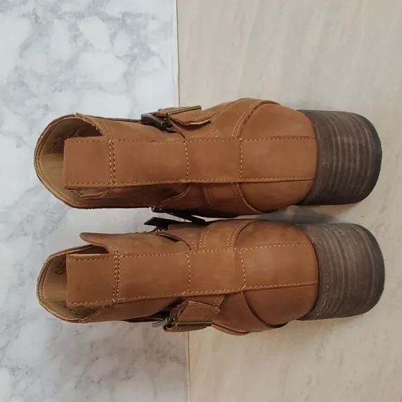 Vionic Sienna Boots Womens 7 Tan Brushed Leather Waterproof Buckle Boho Festival