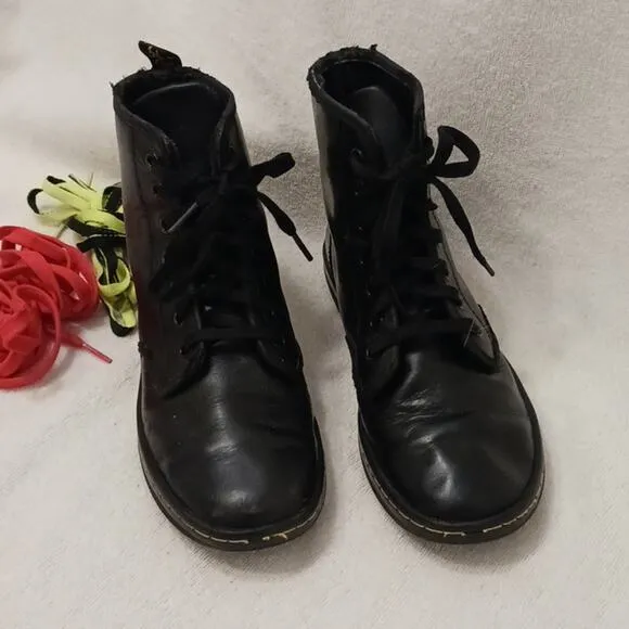VNTG Dr. Martens Black Ankle Boots Sz 6 Goth Grunge Casual AIR WAIR Punk Retro