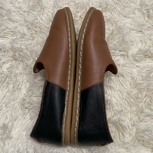Women’s Charix Camel Black Slip on Comfort Shoes, Black and Tan, Genuine Leather