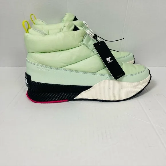 Women’s Sorel Out N About III Aqua Green Waterproof Boots Size 10 US!
