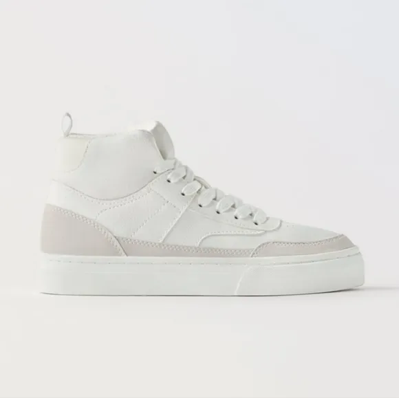 ZARA KIDS WHITE SNEAKERS SIZE 2